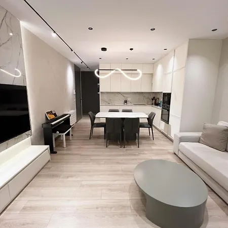 Modern New Apt, Prime Location&view Apartment Tirana