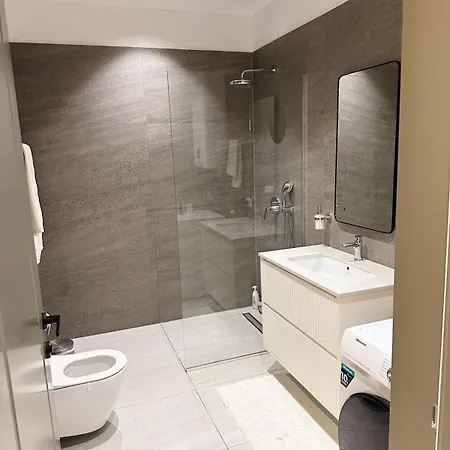 Apartment Modern New Apt, Prime Location&view Tirana